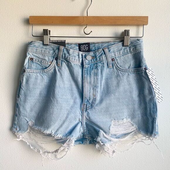 BDG Light Wash Denim Shorts Girlfriend High-Rise Cutoff Size 26 - Picture 1 of 9